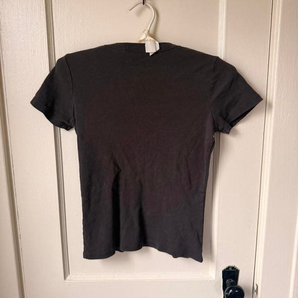 Brandy Melville black baby tee tshirt - Picture 2 of 3